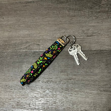 Load image into Gallery viewer, Neon Leaf KeyFob Wristlet
