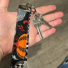 Load image into Gallery viewer, Pumpkin KeyFob Wristlet
