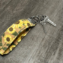 Load image into Gallery viewer, Sunflower KeyFob Wristlet
