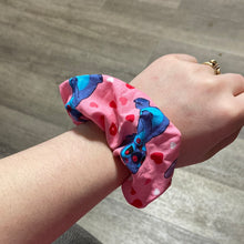 Load image into Gallery viewer, Stitch heart scrunchie
