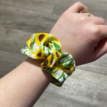 Load image into Gallery viewer, Sunflower scrunchie
