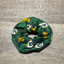 Load image into Gallery viewer, Green Bay packers scrunchies
