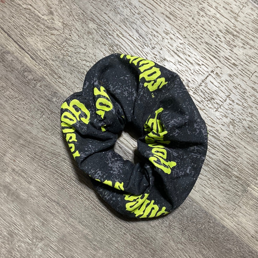 Goosebumps scrunchie